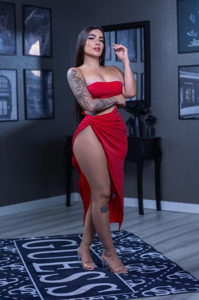 607455952: Chica busca chico en Málaga
