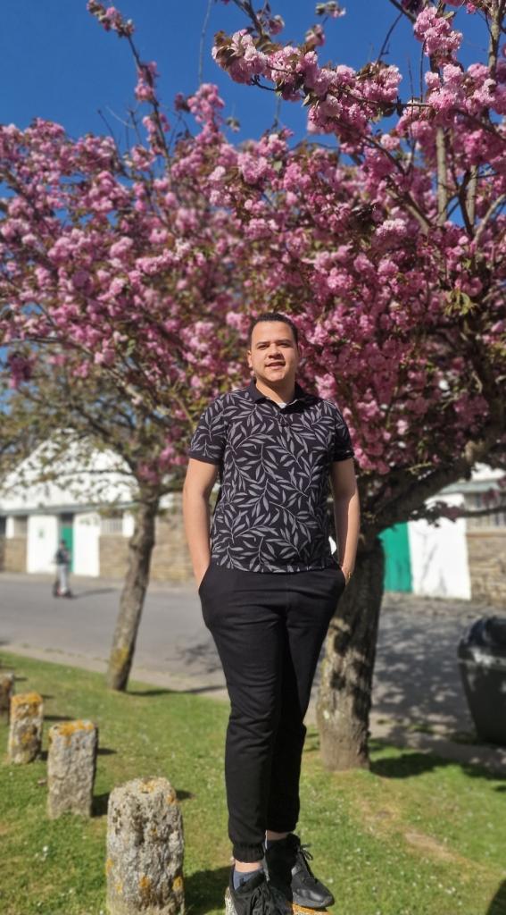 642898142: Chico busca chica en Asturias