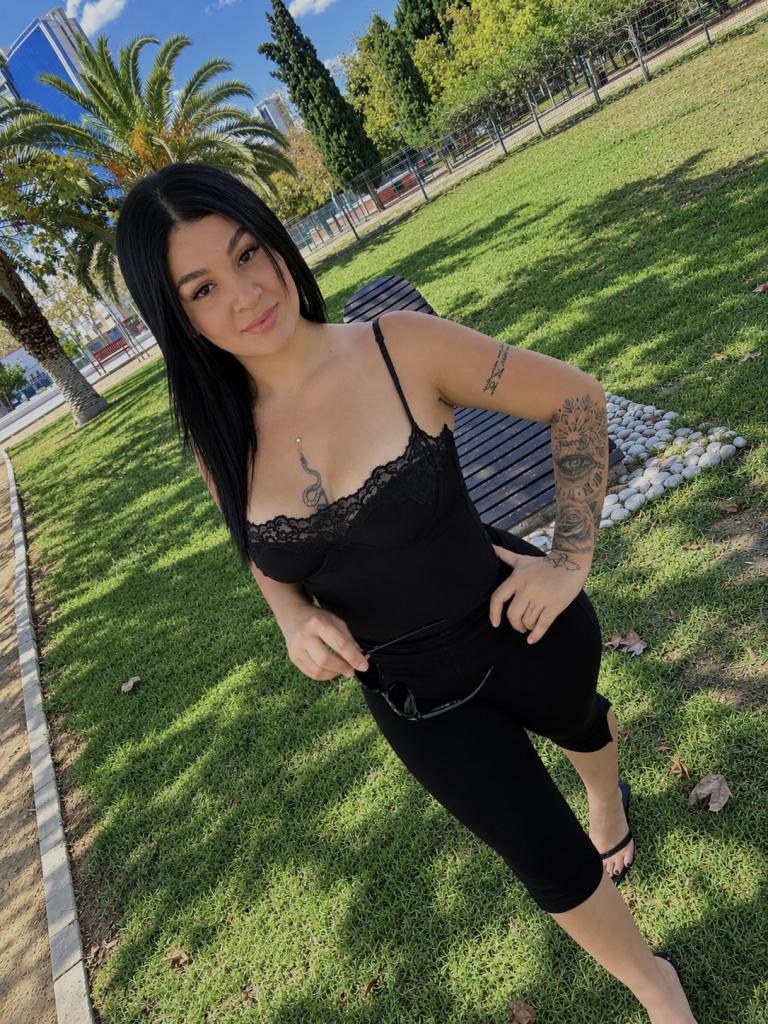 613771012: Chica busca chico en Murcia