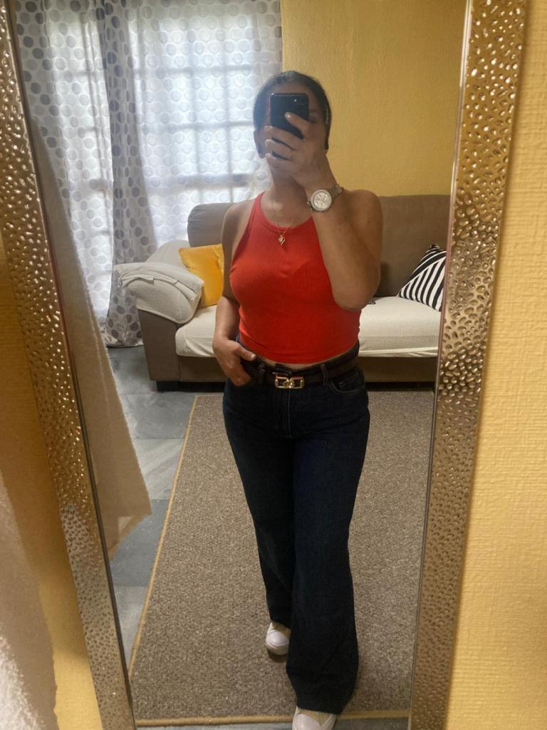 Chica busca chico en Sevilla: 