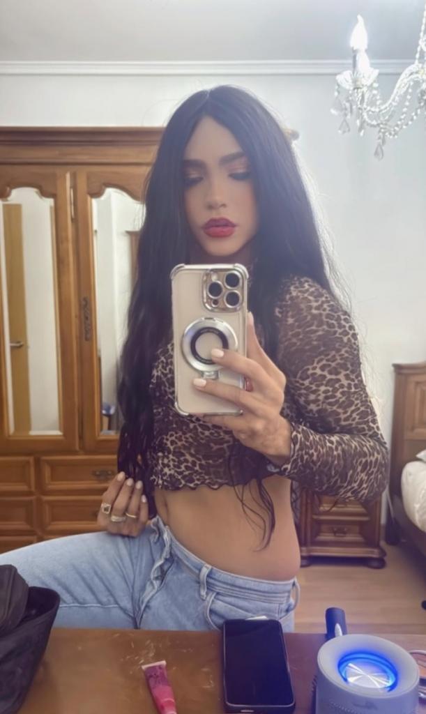 613230446: Transexual en Gerona