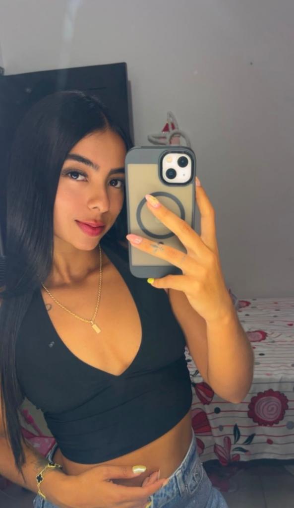 672951597: Chica busca chico en Madrid