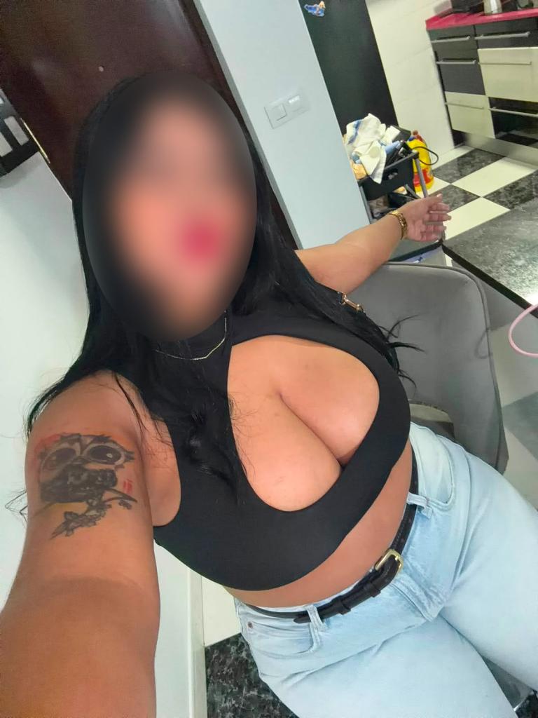 Chica busca chico en Cádiz: 