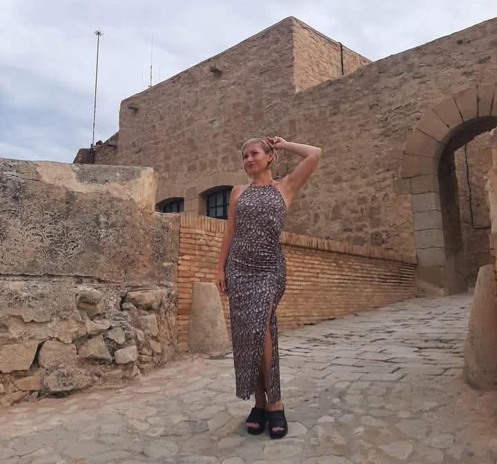 Chica busca chico en Almería: 
