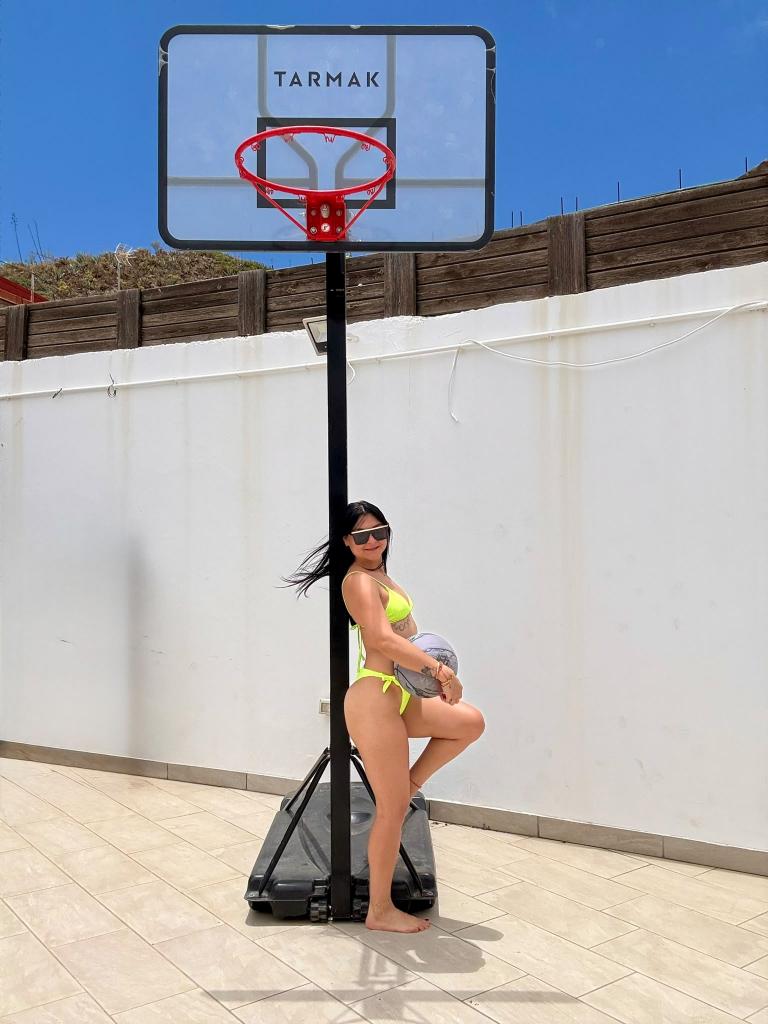 613943818: Chica busca chico en León