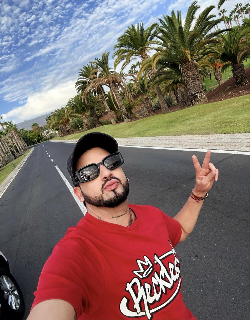 660596235: Chico busca chica en Tenerife