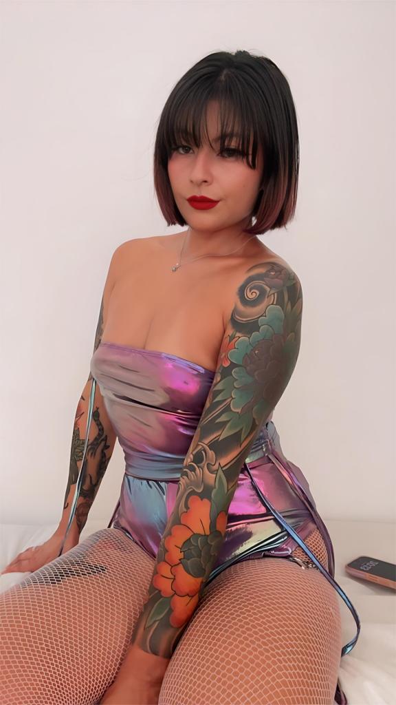 Chica busca chico en Barcelona: Chica busca chico