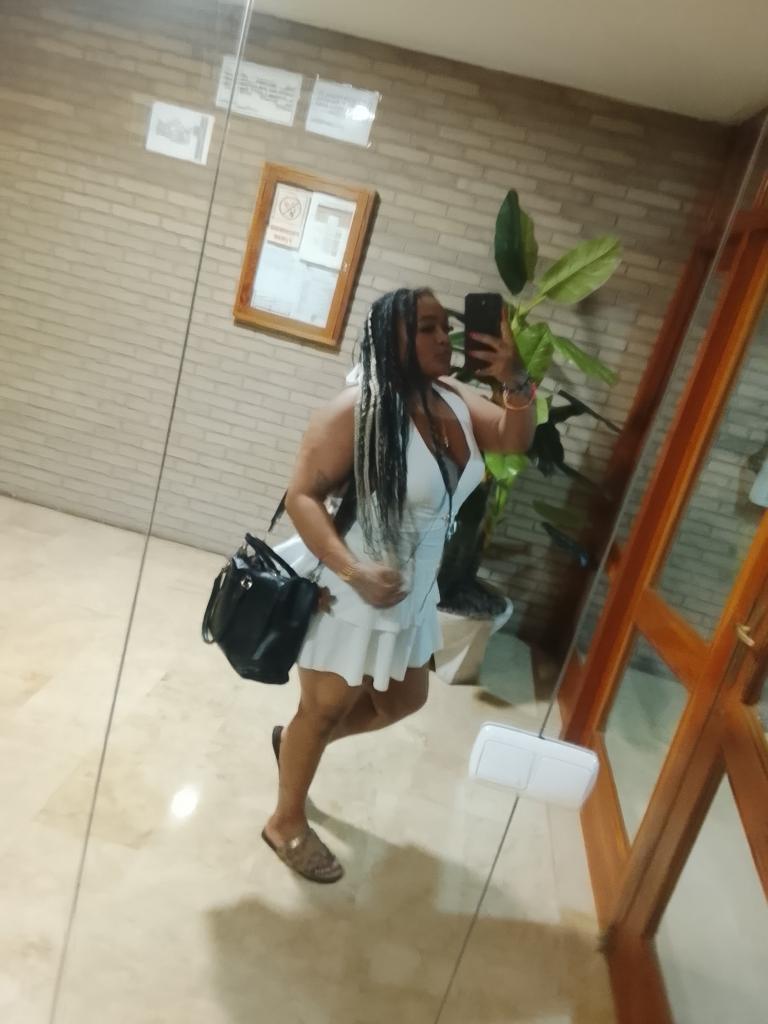 631990193: Chica busca chico en Alicante