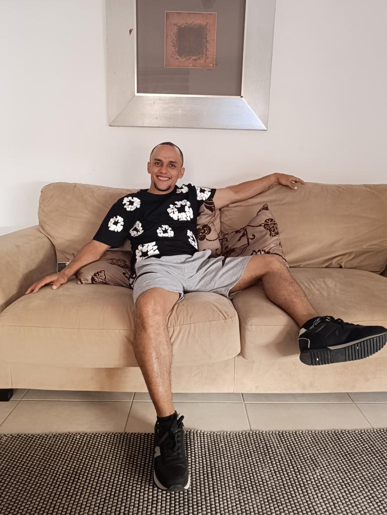 662229810: Chico busca chica en Vizcaya
