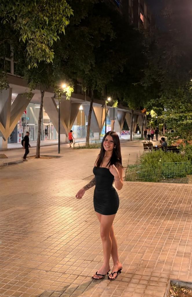 Chica busca chico en Ibiza: 