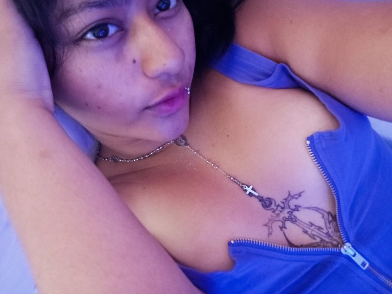 632815925: Chica busca chico en Sevilla