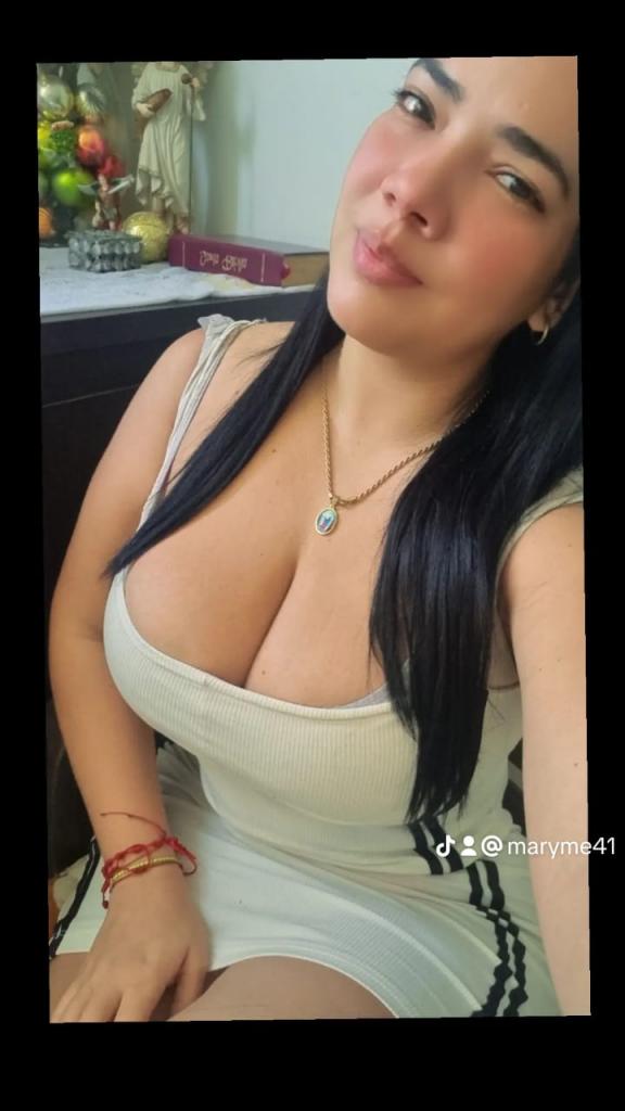 Chica busca chico en Cádiz: 