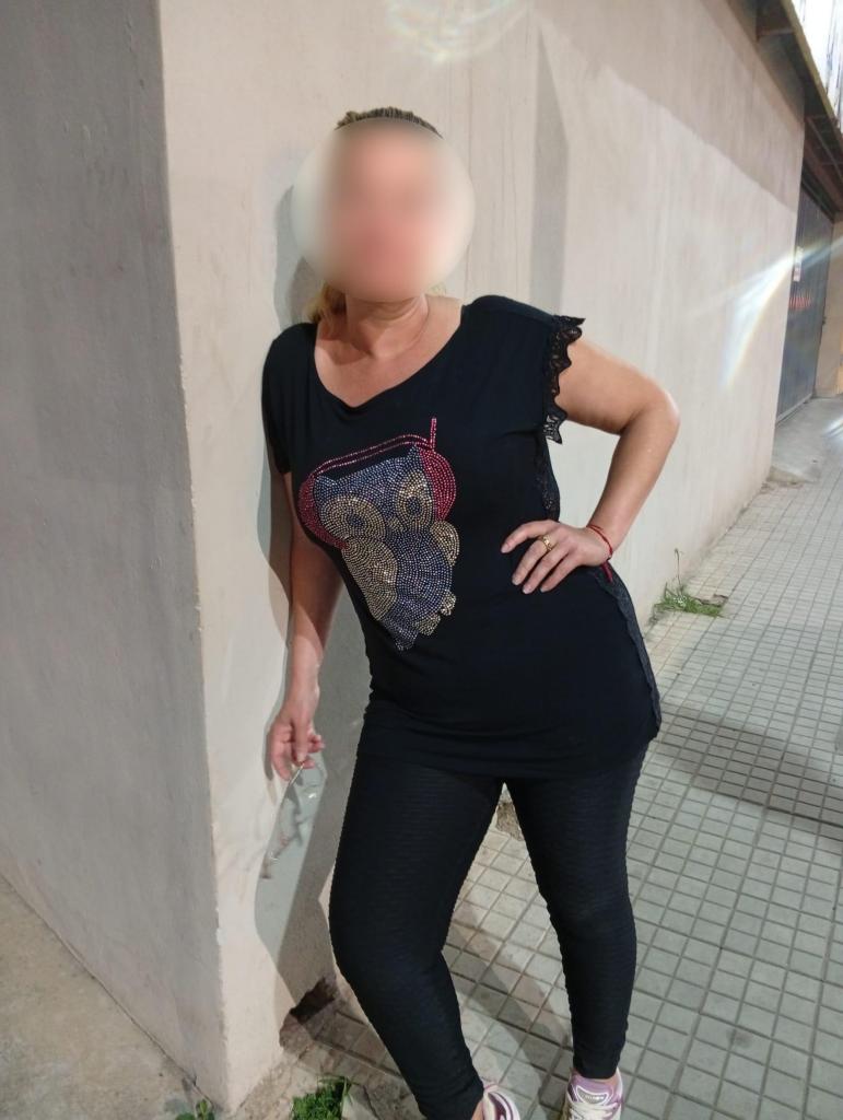 666418195: Chica busca chico en Orense