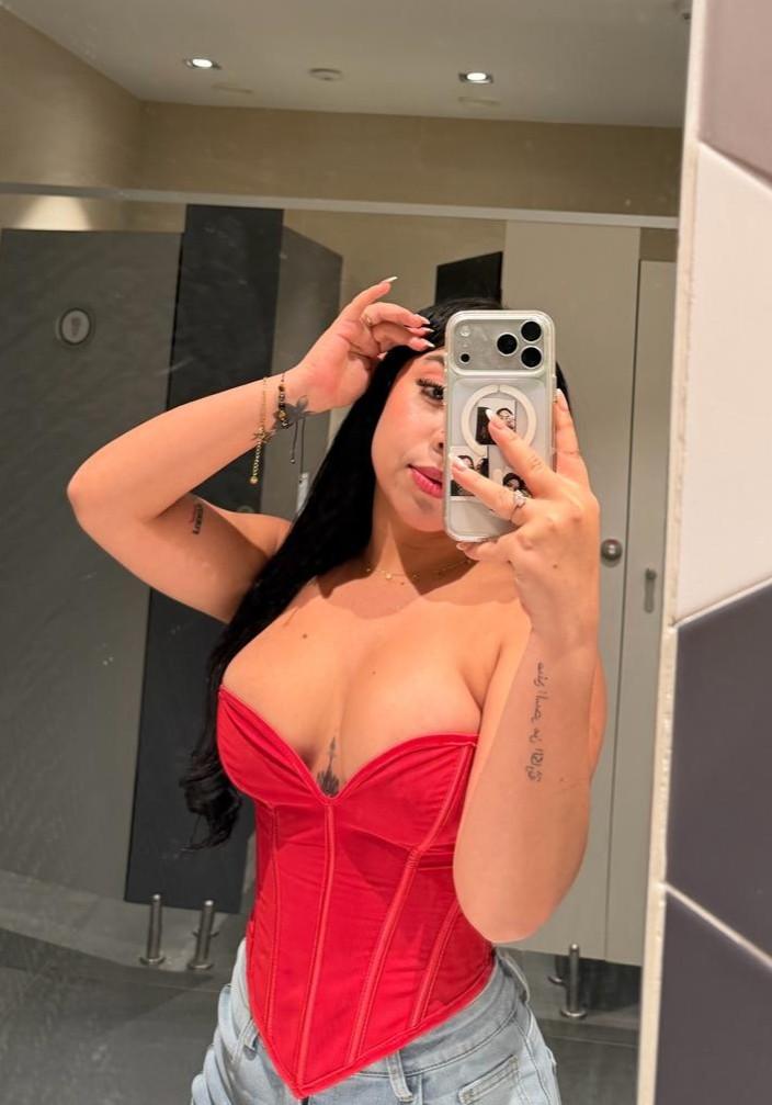 653517899: Chica busca chico en Badajoz