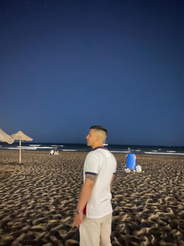 Chico busca chica en Alicante: 