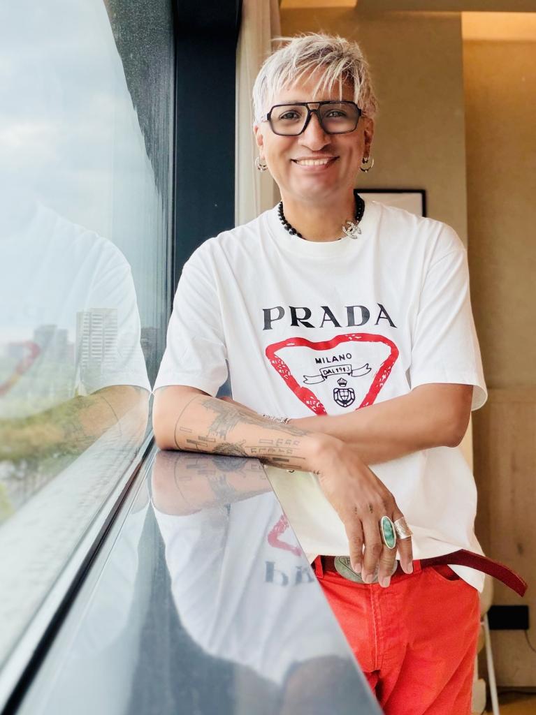 608259318: Chico busca chica en Barcelona