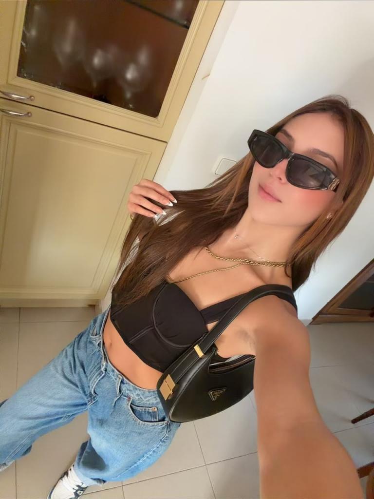Chica busca chico en Sevilla: 