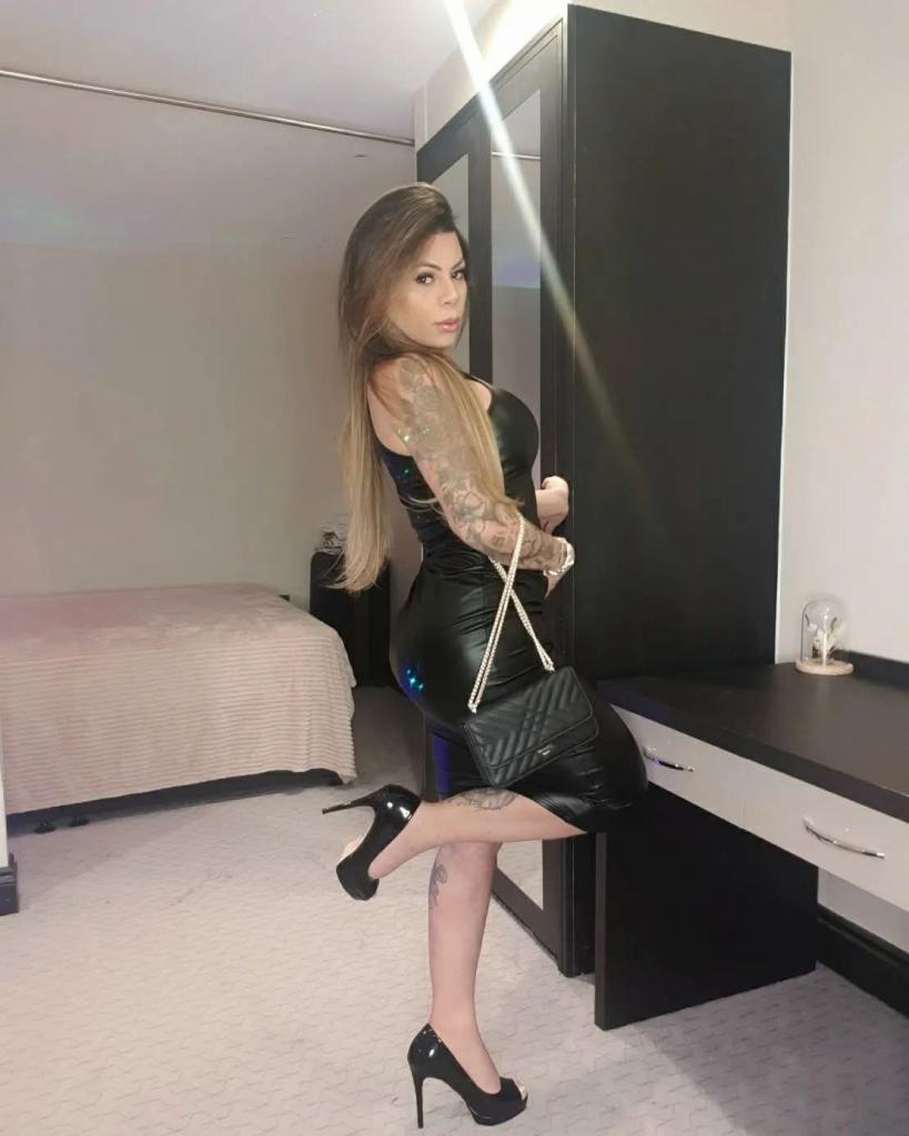 Chica busca chico en Castellón: 
