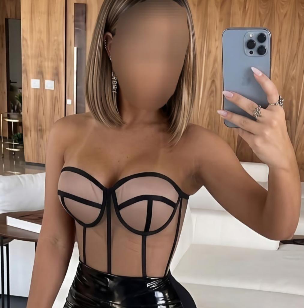 Chica busca chico en Barcelona: 