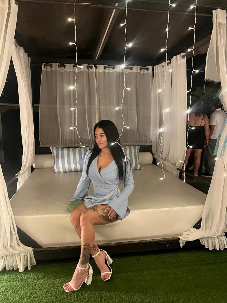 631480200: Chica busca chico en Barcelona