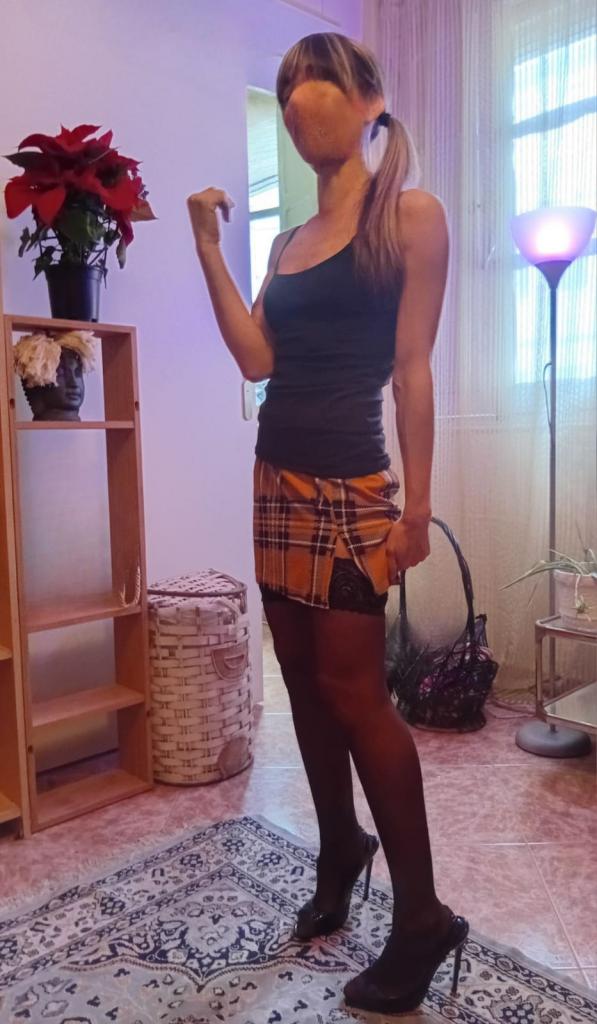 648636674: Chica busca chico en Valencia