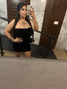 613898305: Chica busca chico en Alicante