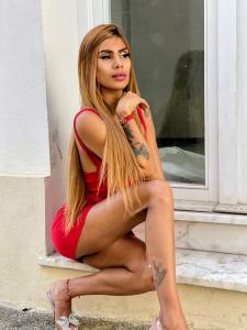 613577641: Chica busca chico en Cádiz