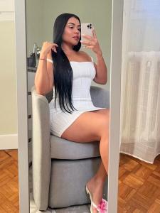 745069719: Chica busca chico en Zaragoza