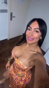 692524507: Chica busca chico en Madrid