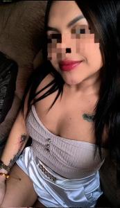 697375912: Chica busca chico en Málaga
