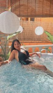 744256592: Chica busca chico en Alicante