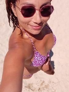 663252079: Chica busca chico en Barcelona