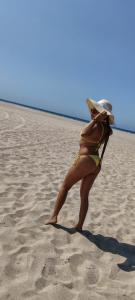 663252079: Chica busca chico en Barcelona