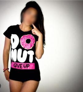 632807461: Chica busca chico en Gerona