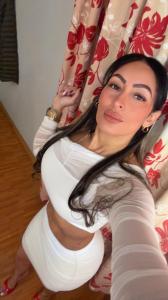 692524507: Chica busca chico en Madrid