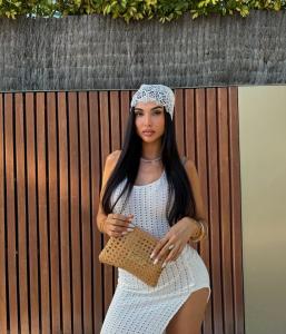 610870644: Chica busca chico en Madrid