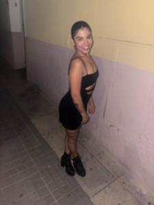631382288: Chica busca chico en Cádiz