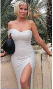 667796035: Chica busca chico en Almería