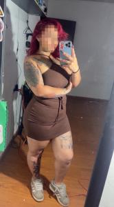 672144982: Chica busca chico en Barcelona