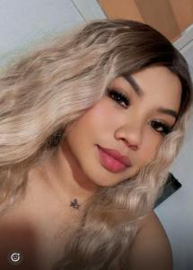 610885074: Chica busca chico en Granada