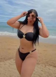 643697488: Chica busca chico en La Coruña
