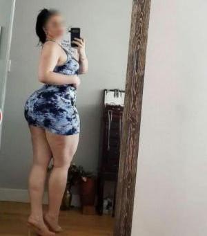 666061418: Chica busca chico en Navarra