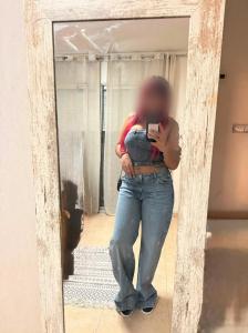 641121040: Chica busca chico en Barcelona