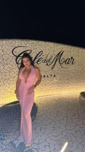 666314466: Chica busca chico en Ibiza