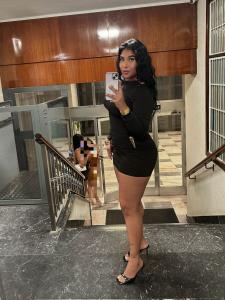 613837677: Chica busca chico en Alicante