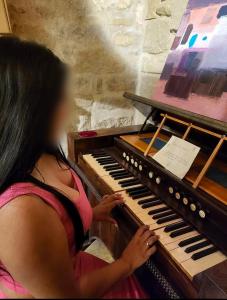 643356151: Chica busca chico en Granada