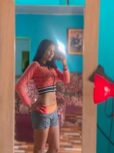 672536674: Chica busca chico en Barcelona
