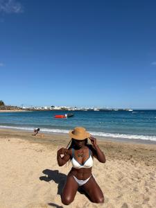 677296390: Chica busca chico en Las Palmas