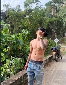 627135181: Chico busca chica en Las Palmas