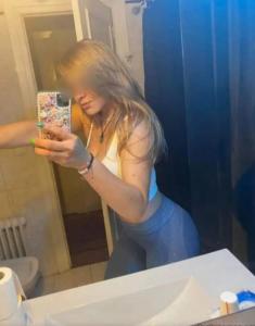 613552433: Chica busca chico en Lugo